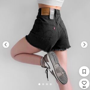 Levi Women's 94 Black Denim Strauss Shorts NWT size 26x31